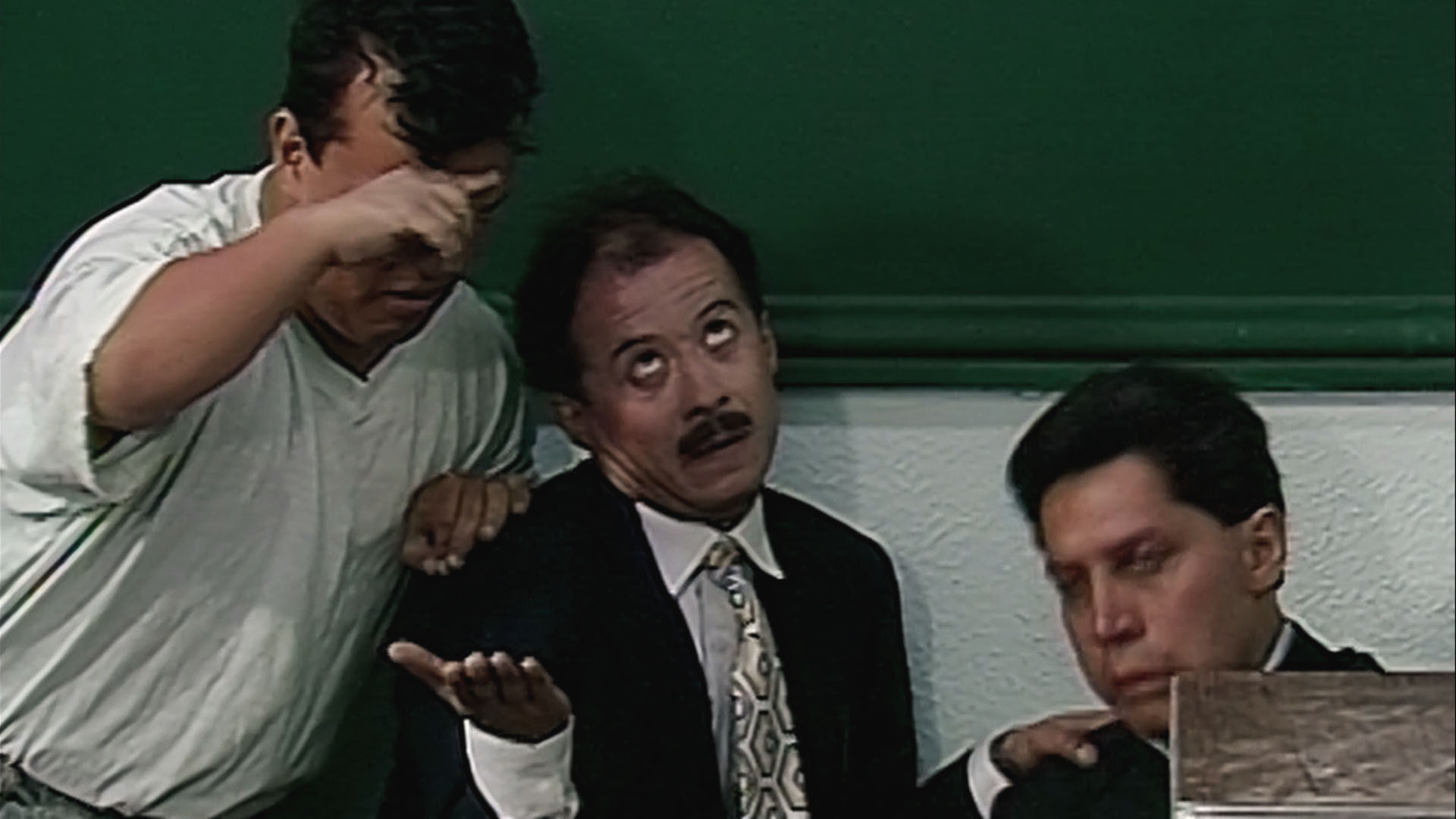 regreso a clases, regresar al colegio, ayudas comunitarias, donaciones, ver gratis n.n, neron navarrete, carlos duplay, german escallon, series gratis, series online, novelas colombianas gratis