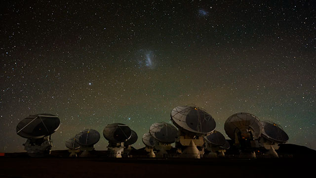 Antenas astronómicas, Hijos de las estrellas, observatorios astronomicos, cosmos, viaje al pasado, ver hijos de las estrellas, programas de contenido indigena, series indigenas, series gratis, series online, series de señal colombia, series educativas, series documentales gratis