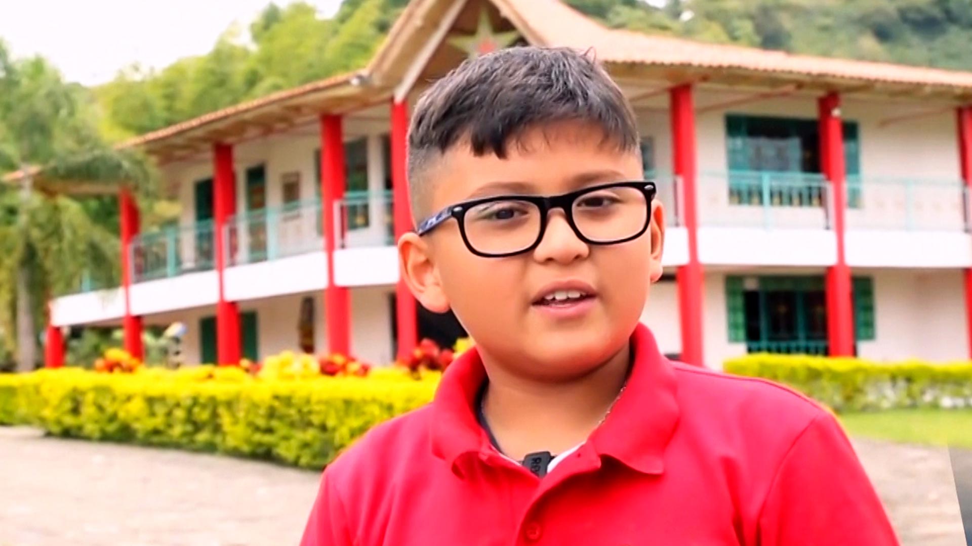 niño colombiano, series infantiles, educacion, series educativas, series online, series gratis, profe en tu casa, aprender geografia