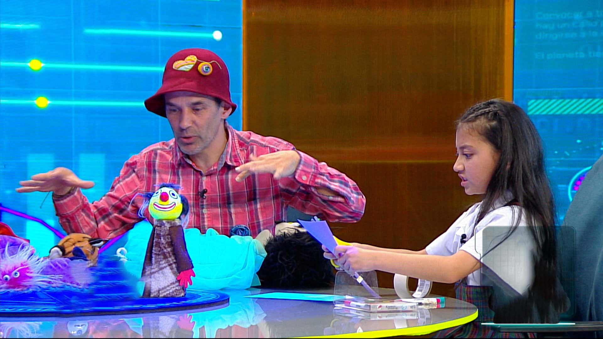 creatividad, titeres, marionetas, contar historias, series infantiles, señal colombia, series gratis, series educativas, ver profe en tu casa