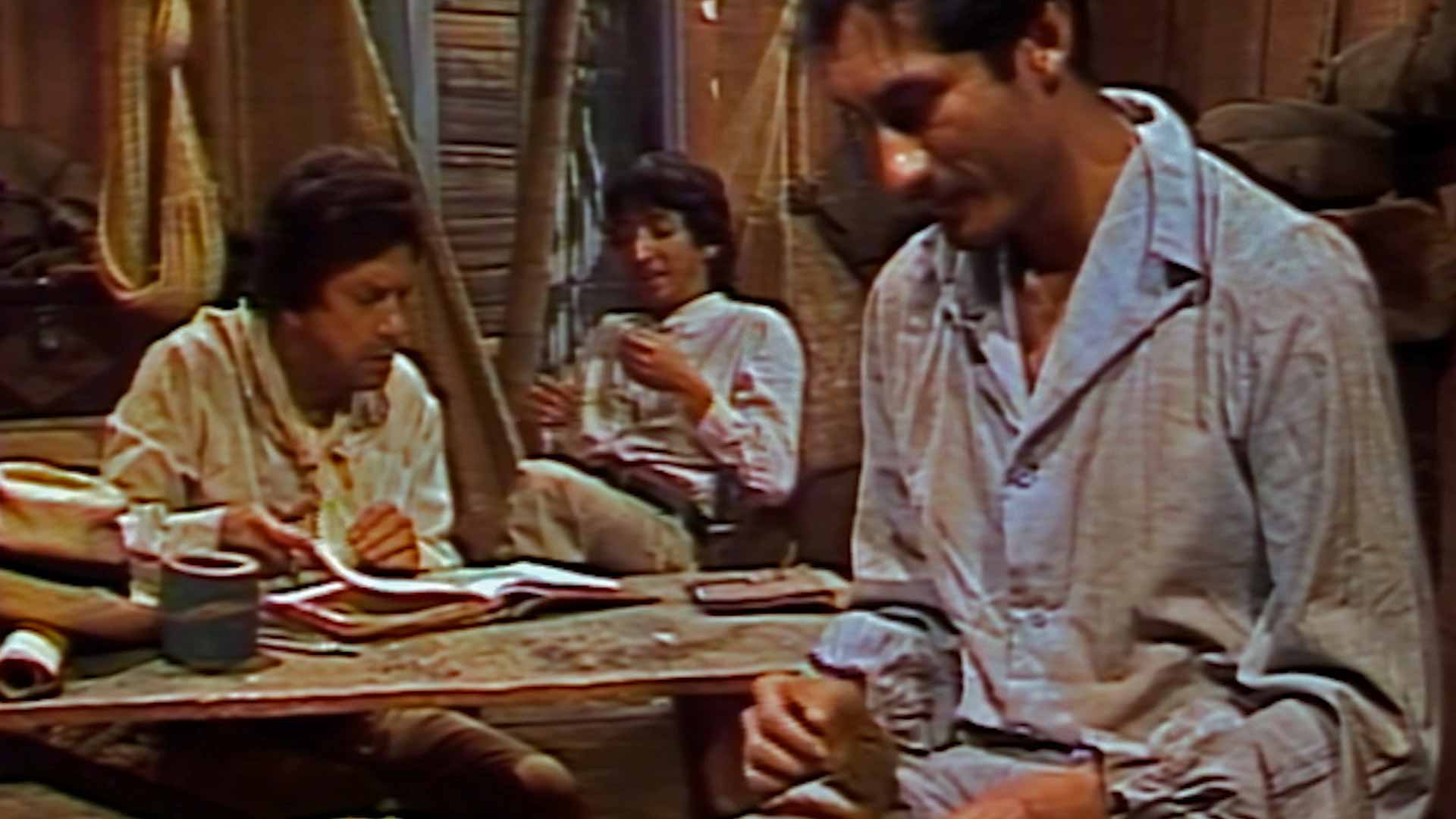 Con los antropófagos en Rafael Reyes, hijo de Rafael Reyes, boda de Rafael y Sofia,  señal memoria, vida de rafael reyes, infancia de rafael reyes, series retro, series online