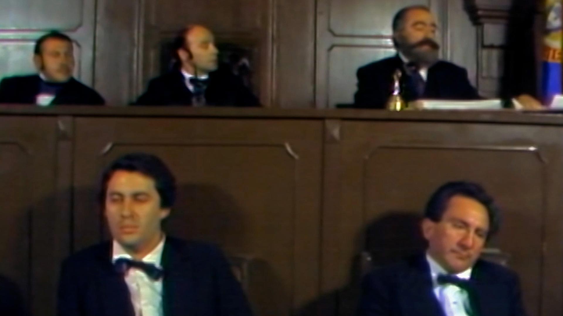 Rafael Reyes, vencedor de imposibles, Constitución de 1886, ver rafael reyes gratis, señal memoria, vida de rafael reyes, infancia de rafael reyes, series retro, series online