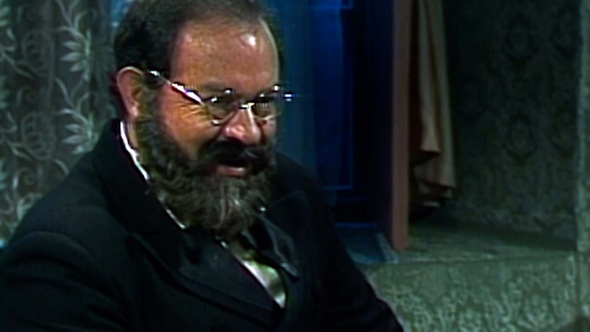 Rafael Reyes Precandidato presidencial, ver rafael reyes gratis, señal memoria, vida de rafael reyes, infancia de rafael reyes, series retro, series online