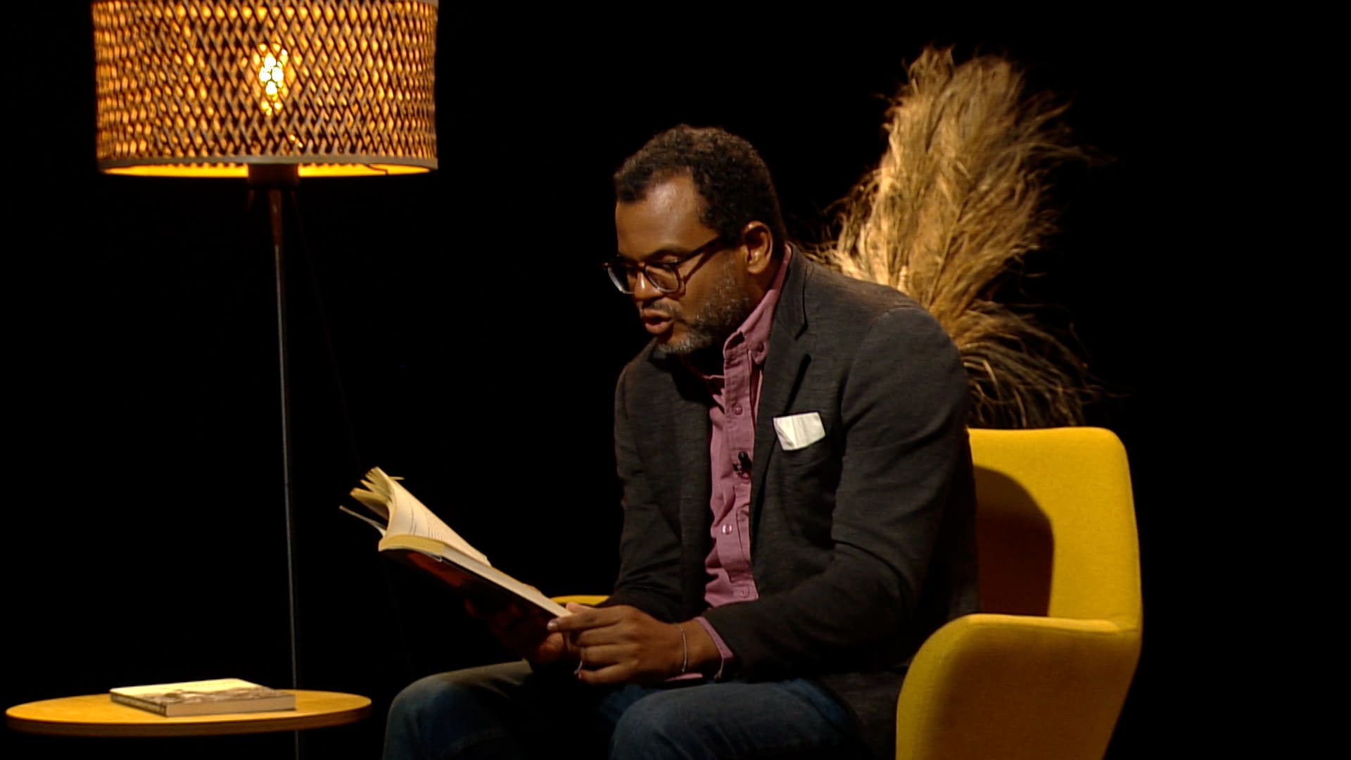 Escucha la conversación entre el escritor Javier Ortiz Cassiani y Erick Duncan en Señal literaria, disponible en la plataforma de streaming RTVCPlay