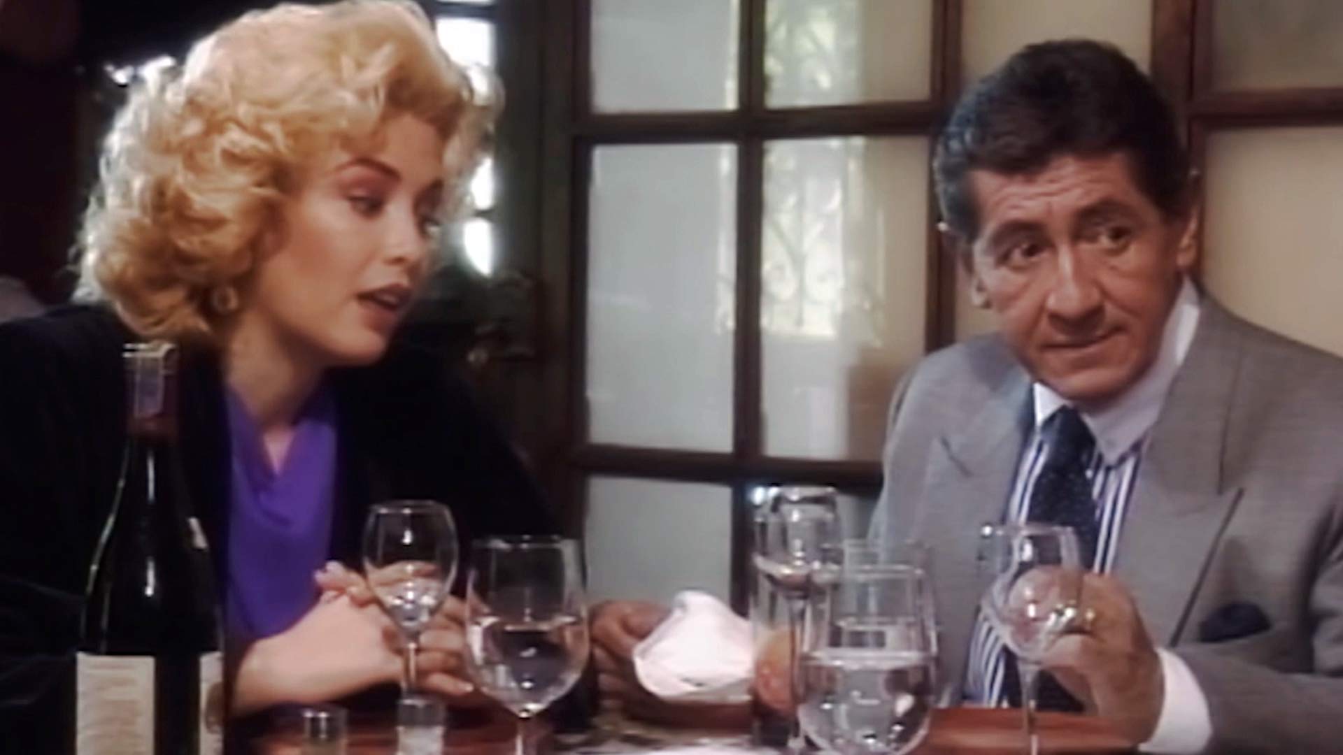 Julia Emma intenta separar a Miguel Ángel de la Señora Isabel. Mira esta novela colombiana por la plataforma de streaming RTVCPlay.