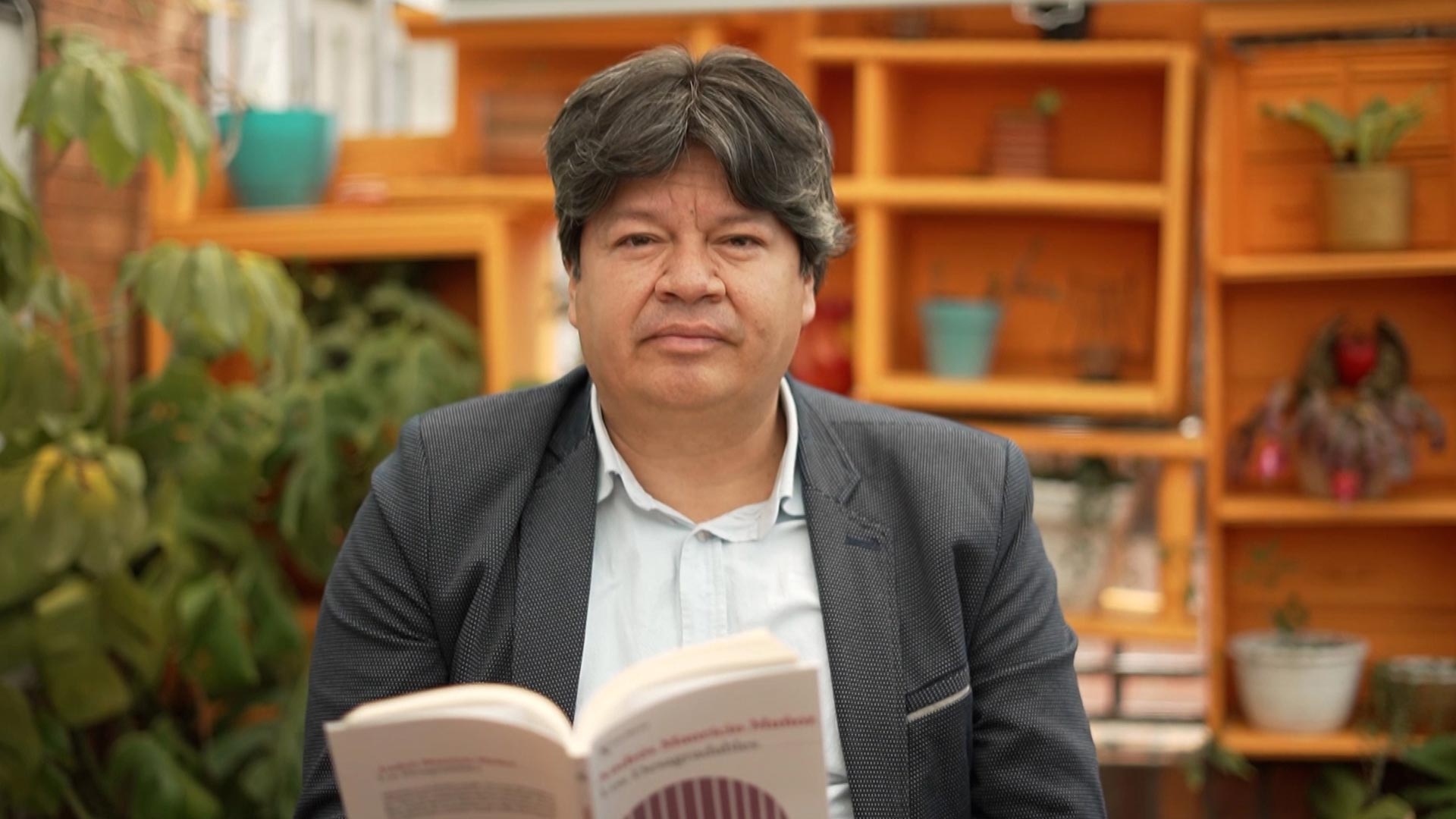 Escucha la conversación entre Andrés Mauricio Muñoz y Erick Duncan en Señal literaria, disponible ahora en RTVCPlay