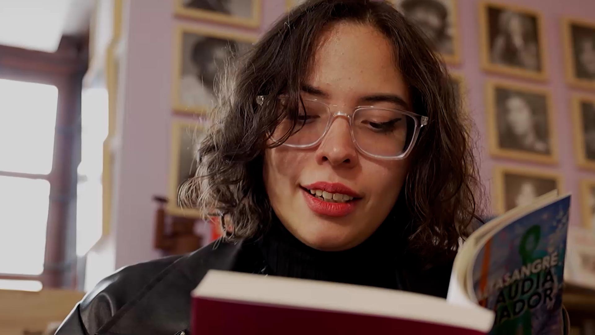 Escucha la conversación entre Claudia Amador y Erick Duncan en Señal literaria, disponible ahora en RTVCPlay 