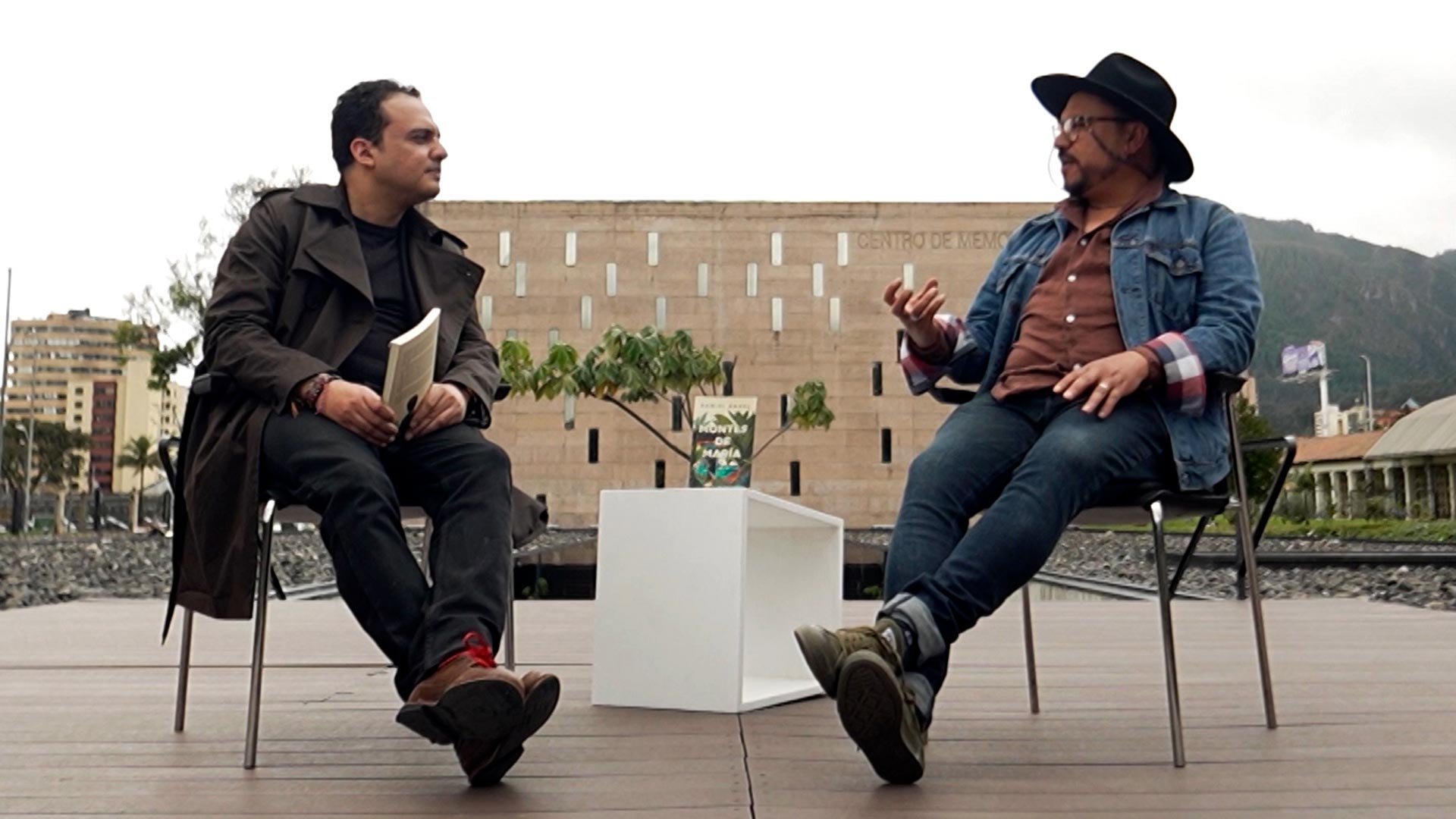 Escucha la conversación entre Daniel Ángel y Erick Duncan en Señal literaria, disponible ahora en RTVCPlay