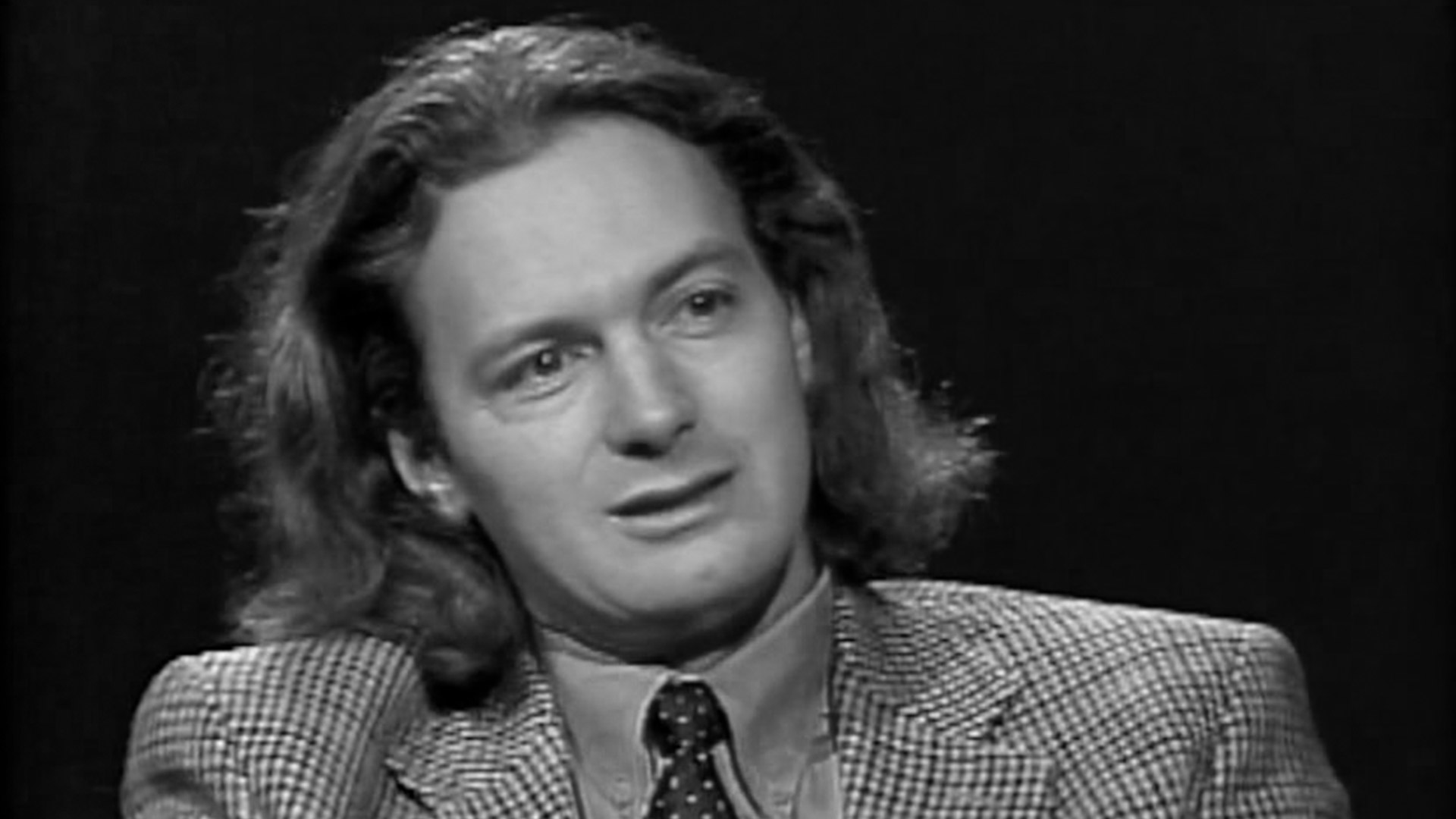 Director de cine Sergio Cabrera, la estrategia del caracol, vida de sergio cabrera, biografia de sergio cabrera, series gratis, series online, series de señal memoria