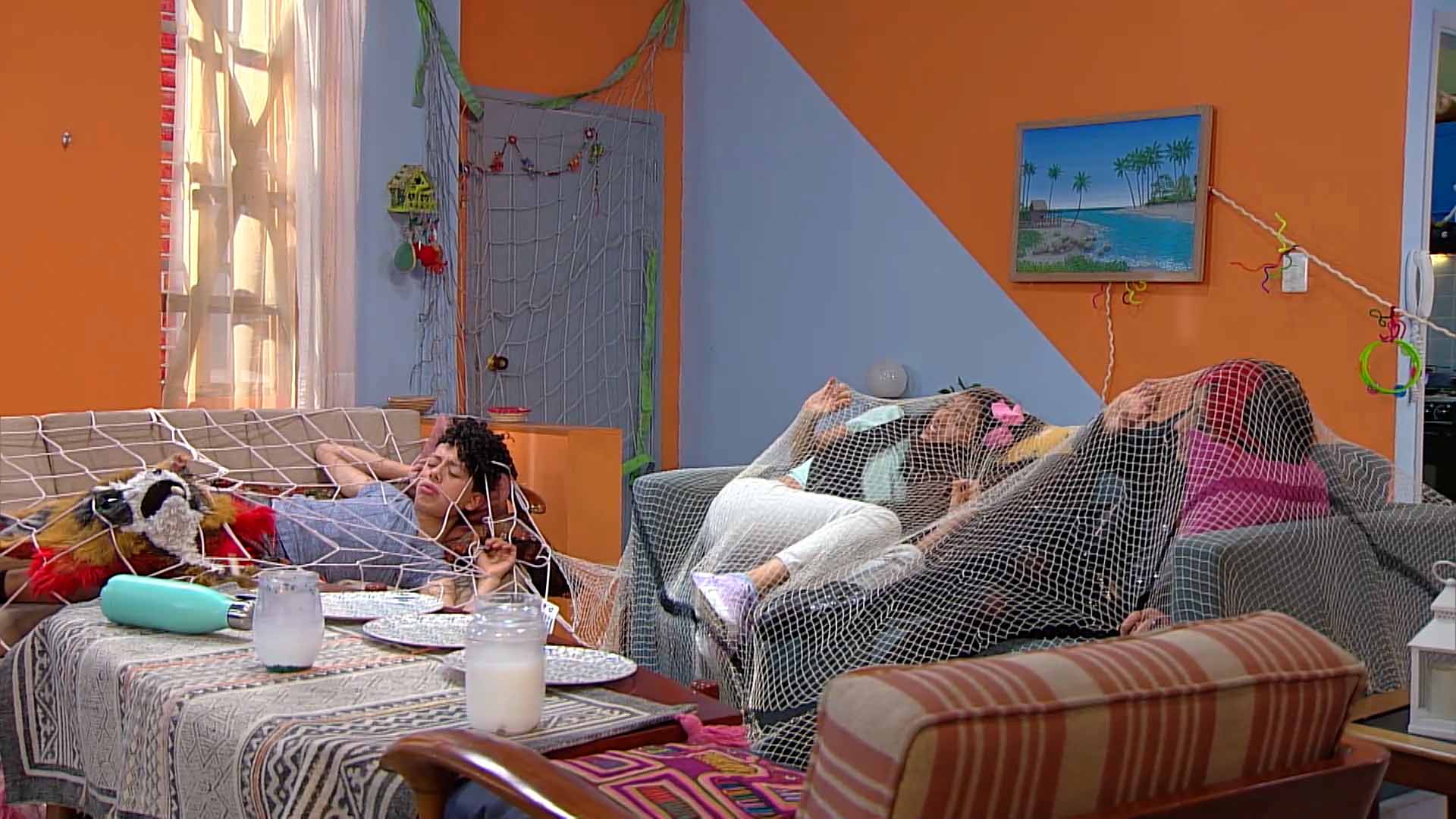 ¿Podrán atrapar a Débora? Descúbrelo en Territorio Mágico, disponible por la plataforma de streaming RTVCPlay. 