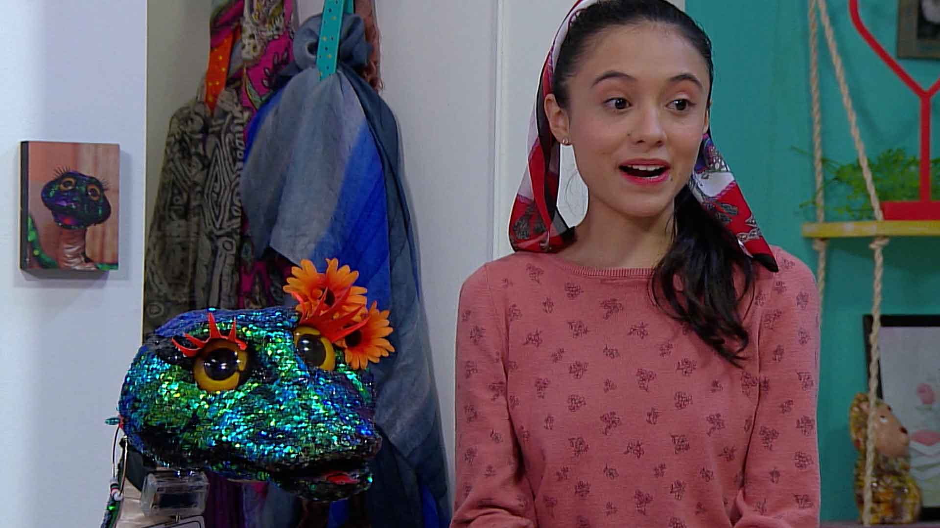 Debora y valentina de territorio magico, regreso a clases, utiles escolares, bullying, colegio, defensa propia