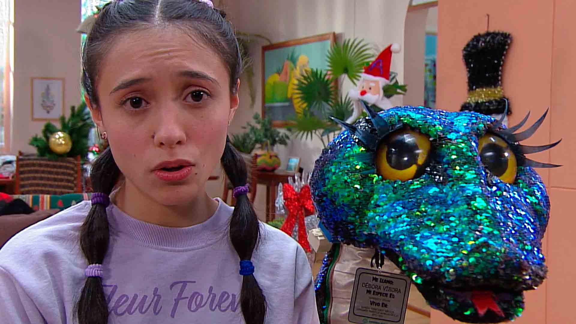 La serpiente cuarentona Débora Víbora protagonista de la serie infantil Territorio Mágico de Señal Colombia