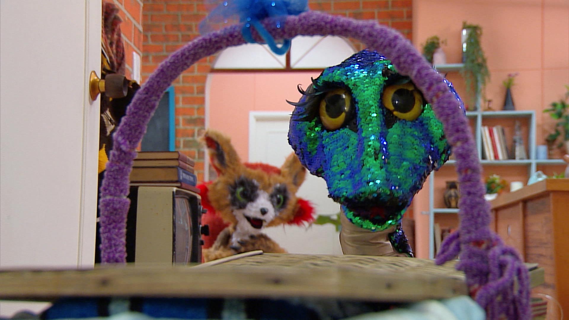 Débora encuentra a un bebé en una canasta 