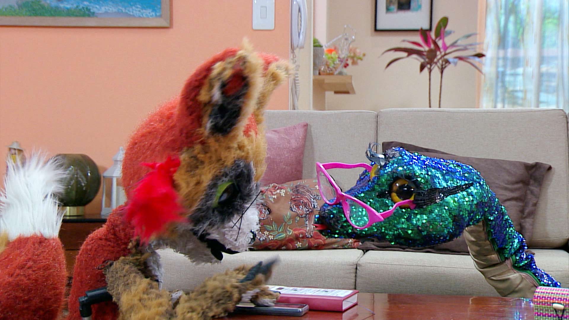 zorro y serpiente hablando muy de cerca