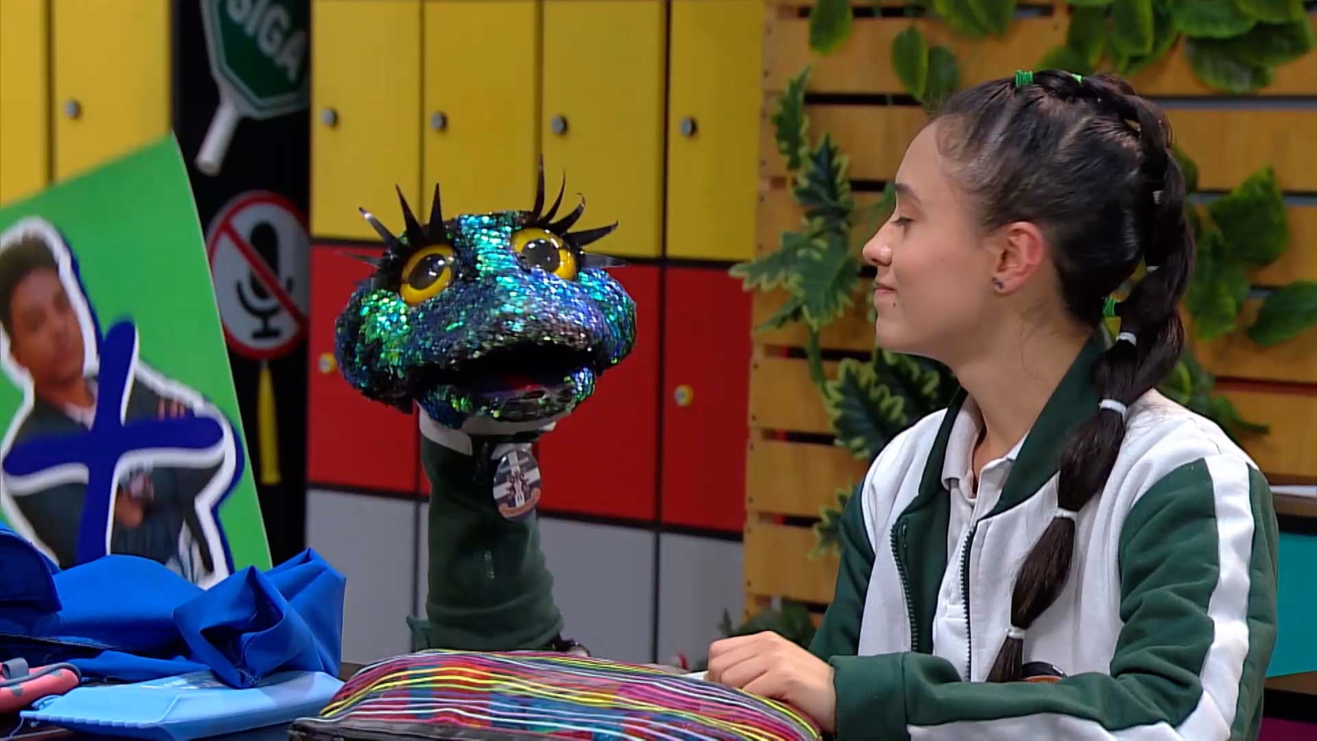 En el Salón Arcoíris hay un nuevo prefecto de disciplina, conócelo en www.rtvcplay.co.