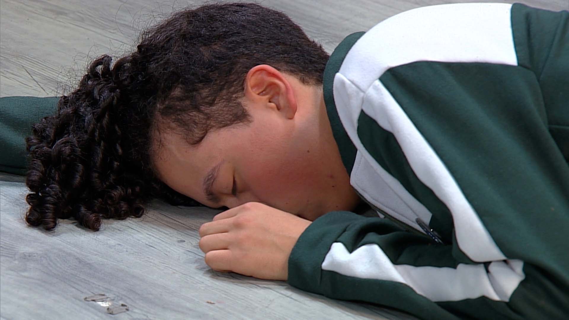 Los niños del Salón Arcoíris no saben cómo librarse de Alfonsina. Mira Territorio Mágico por RTVCPlay. 