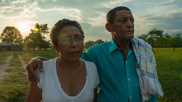 Pareja campesina¡Conoce la historia de Ricaurte Badillo en Tierra por www.rtvcplay.co!