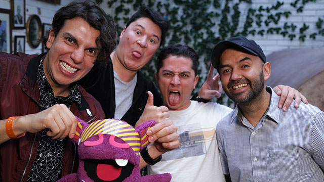 Radiolito junto a la agrupación Árbol de Ojos