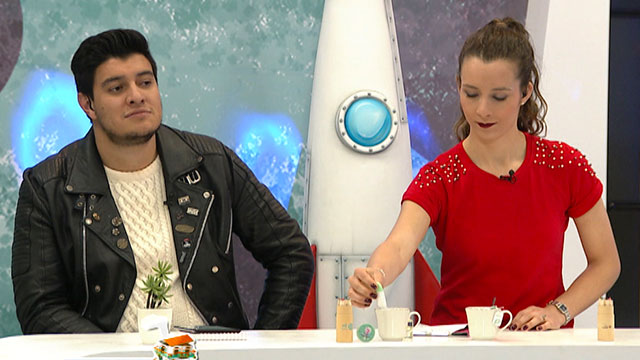 Cami y Sammy presentadores Profe en tu casa