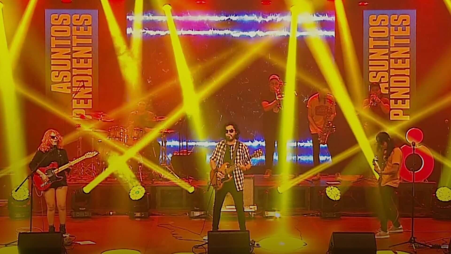 Seguimos soñando en el concierto de Radiónica por la plataforma streaming RTVCPlay.