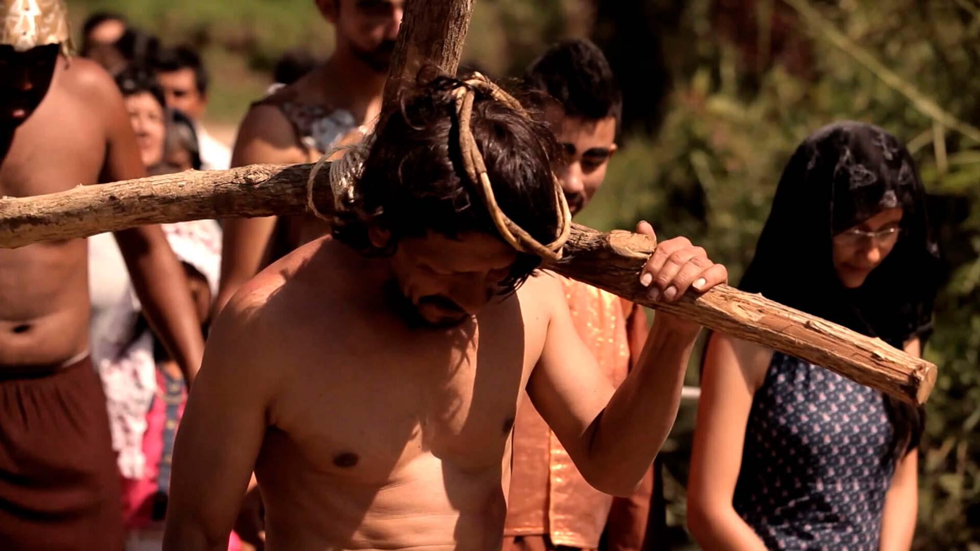 Jesús cargando su cruz