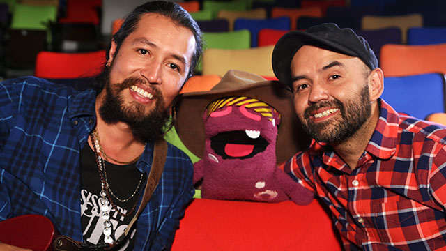 Carlos Elliot Jr junto al Profe y a Radiolito