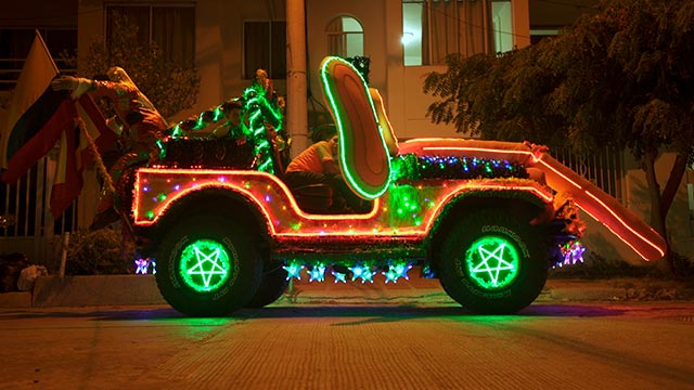 Carro, electricidad, iluminado, RTVCPlay, señal colombia, serie documental 