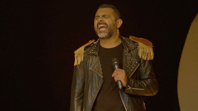 Diego con Charreteras