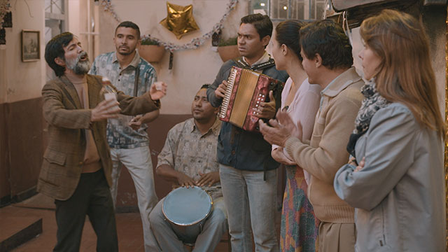 Acompaña Urbaney en Pasajeros por la plataforma de RTVCPlay.