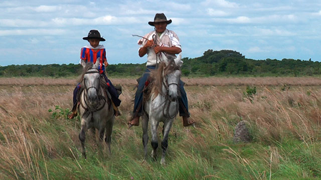 De a caballo, Señal Colombia, RTVCPlay, serie, caballos, animales, Llanos Orientales, cultura, niño, aprender, ver, gratis, capítulos