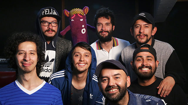 Radiolito junto a Los PetitFellas en La Clase