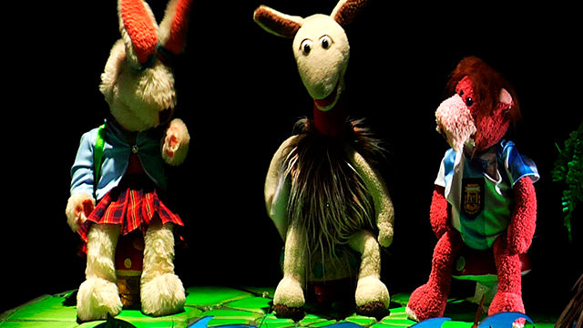 títeres y peluches de animalitos