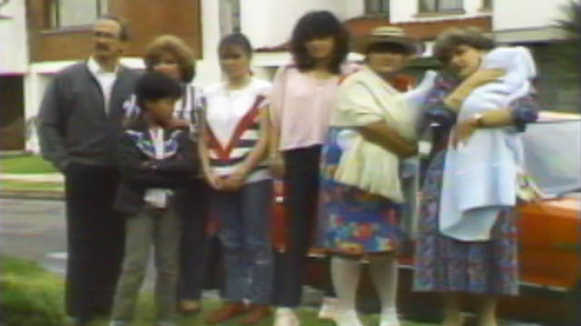 Serie retro protagonizada por Carlos de la Fuente y Lucho Herreras por la plataforma RTVCPlay.