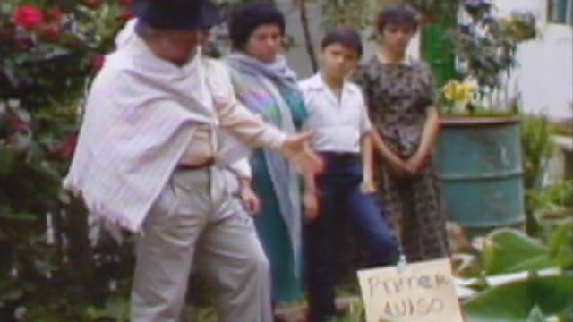 Los terratenientes se niegan a firmar la nueva ley de Pepón en Don Camilo, disponible por la plataforma de streaming RTVCPlay