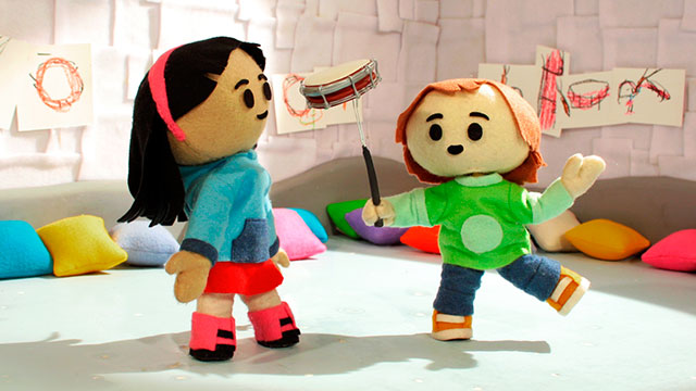 Niños, aprender, tamborín, instrumentos, RTVCPlay, serie infantil, Señal Colombia