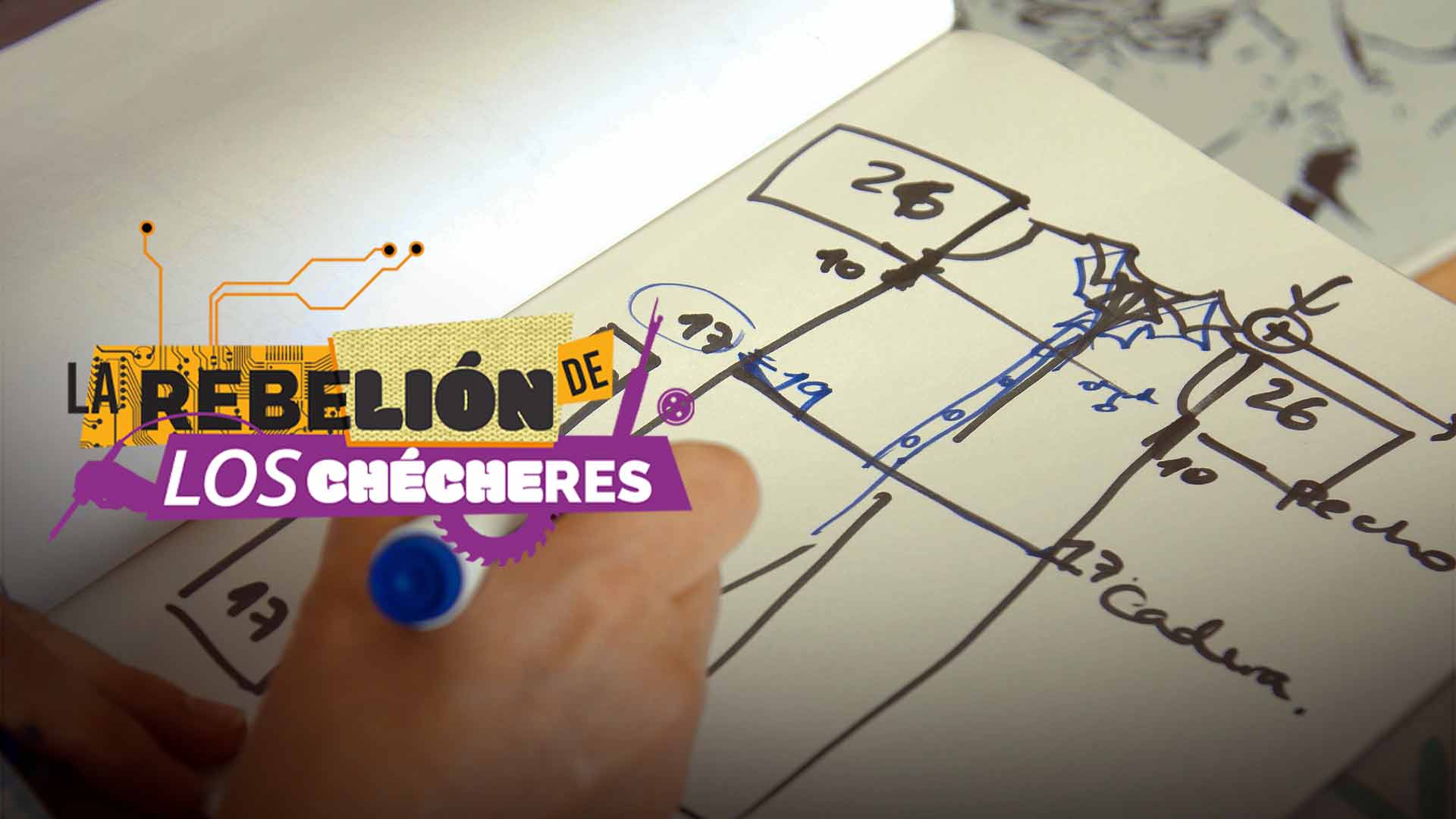 Diseño de una prenda de vestir en un cuaderno